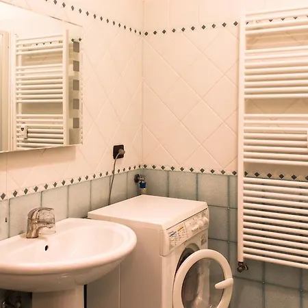 Cristallo Apartment *